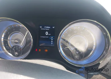 2014 Chrysler 300 from USA, damaged, VIN 2C3CCAAG4EH256929